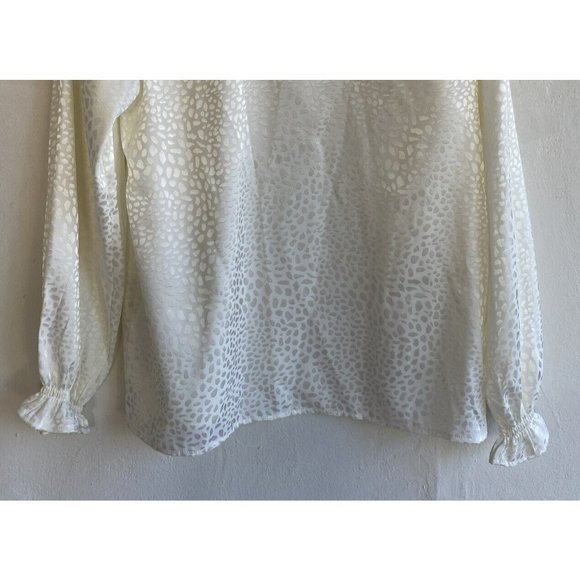COPY - Status by Chenault Blouse Womens Top Medium Ivory Pebble Ruffle Neck Sle… - Picture 9 of 10
